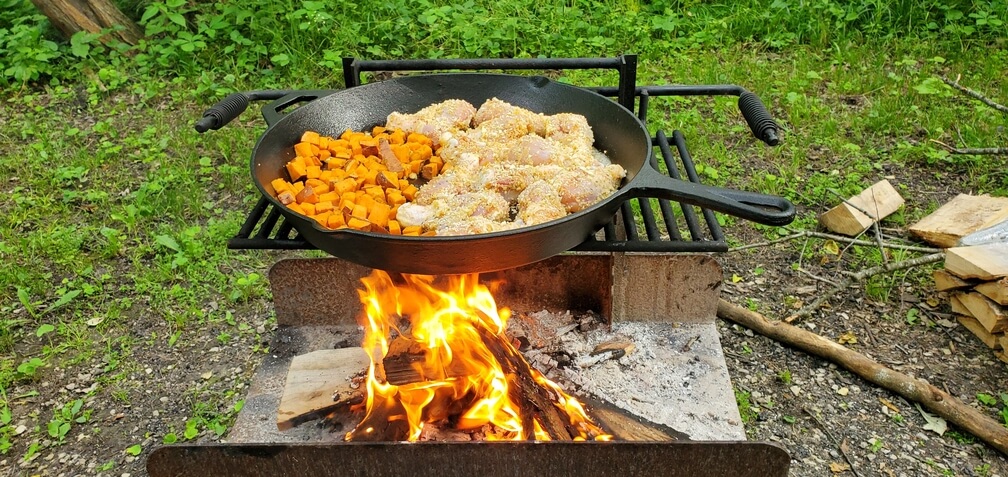 Taking advantage of the fire pit to season my cast iron pans for tomorrow's  camping feast. : r/castiron